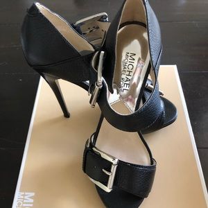 Michael Kors Black heels